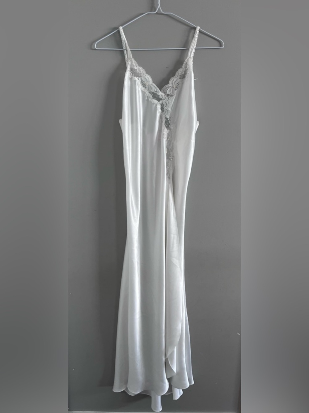 Vintage La Lingerie White Slip Elegant Nightgown